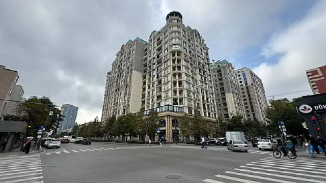 Kirayə verilir 9 otaqlı ofis 750 m² — Bakı, Nəsimi 9 otaq 750.00 m²