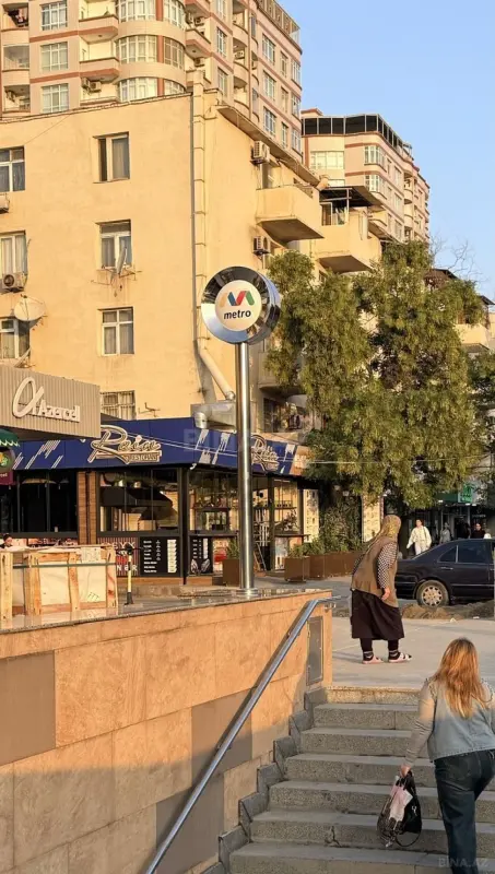 Satılır 4 otaqlı mənzil 100 m²