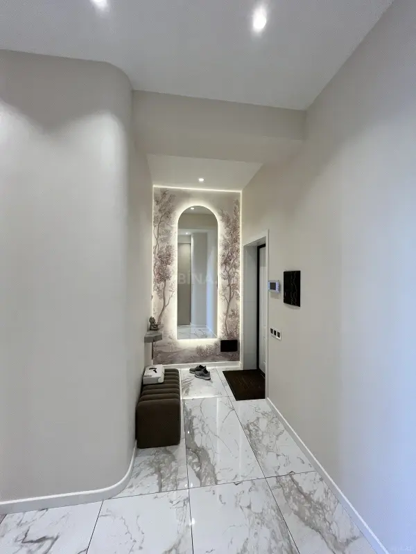 Satılır 2 otaqlı mənzil 85 m²