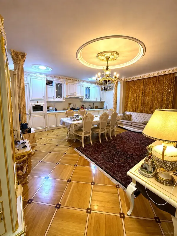 Satılır 3 otaqlı mənzil 110 m²