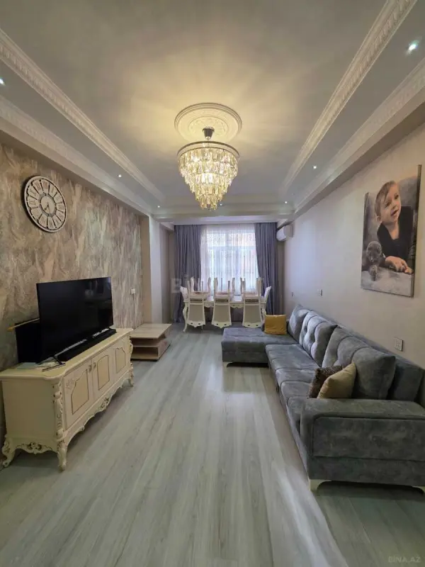 Satılır 3 otaqlı mənzil 113 m²