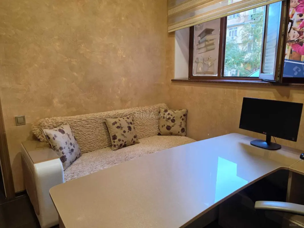 Kirayə verilir obyekt 130 m²