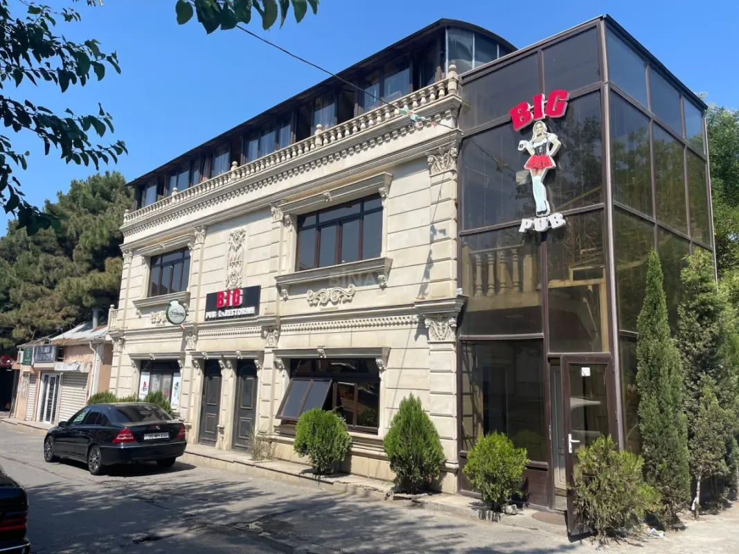 Satılır obyekt 128 m²
