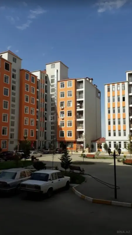 Satılır 2 otaqlı mənzil 75 m²