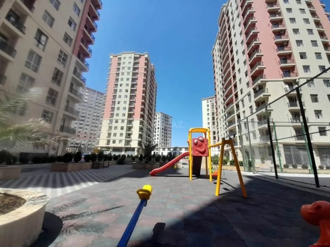 Satılır 2 otaqlı mənzil 66 m²