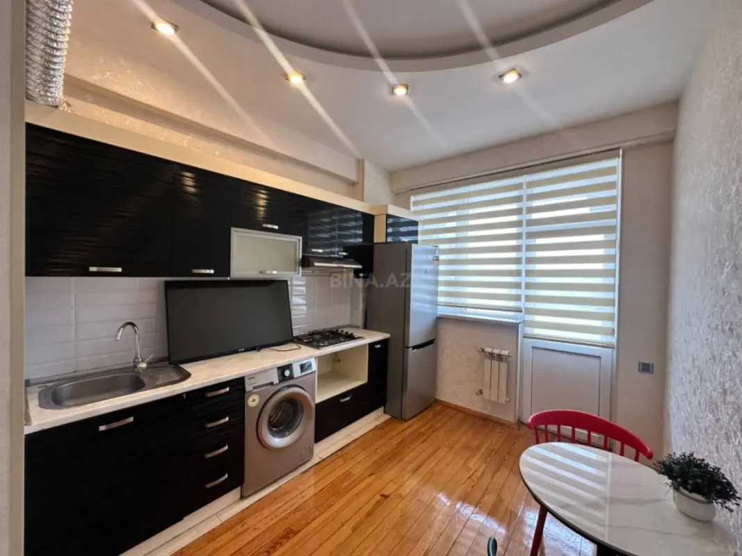 Satılır 1 otaqlı mənzil 52 m²