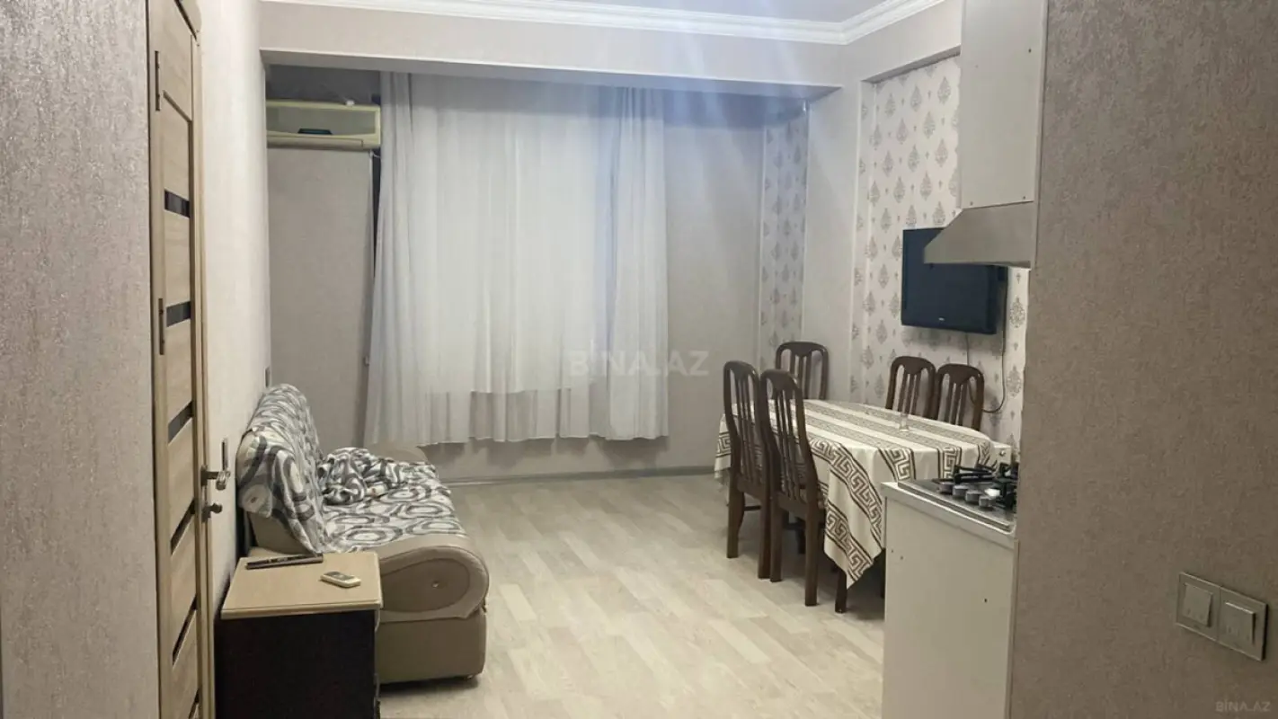 Kirayə verilir 2 otaqlı mənzil 45 m²