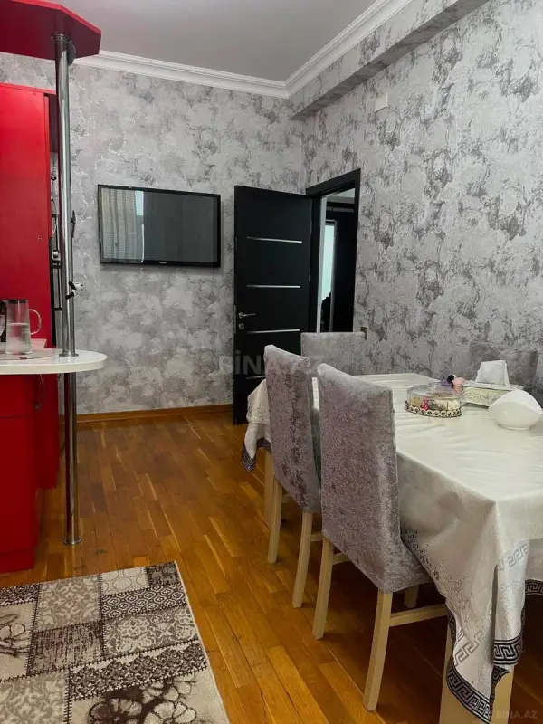 Satılır 2 otaqlı mənzil 84 m²