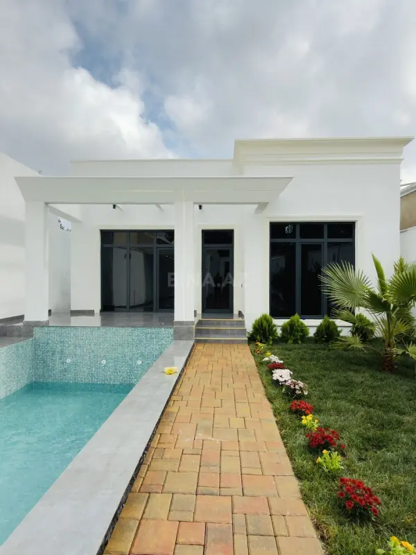 Satılır 4 otaqlı həyət evi 160 m²