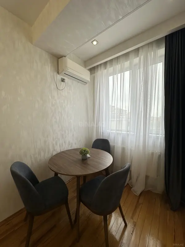 Satılır 1 otaqlı mənzil 52 m²