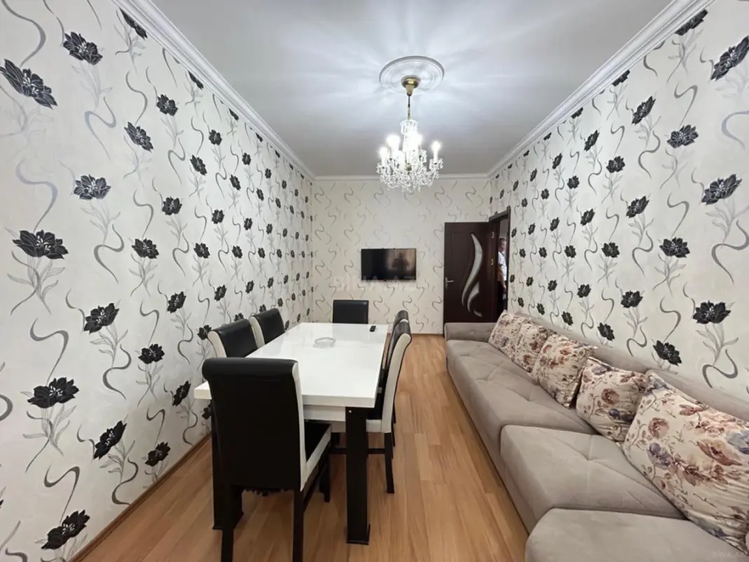 Satılır 3 otaqlı mənzil 72 m²