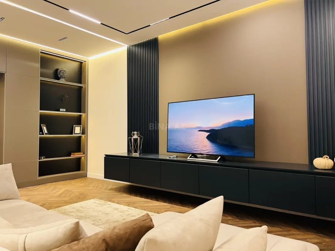 Kirayə verilir 2 otaqlı mənzil 100 m²