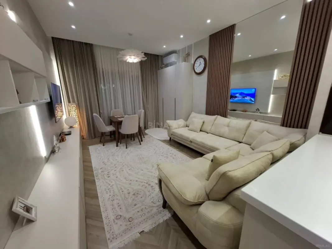 Satılır 2 otaqlı mənzil 74 m²