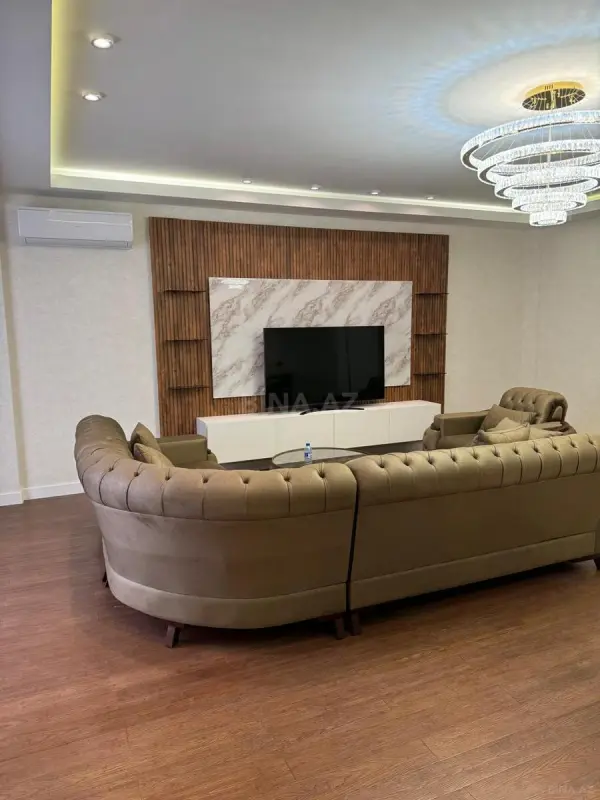 Kirayə verilir 3 otaqlı mənzil 180 m²