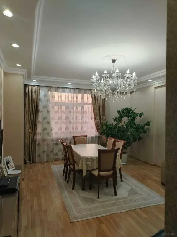Satılır 3 otaqlı mənzil 96 m²