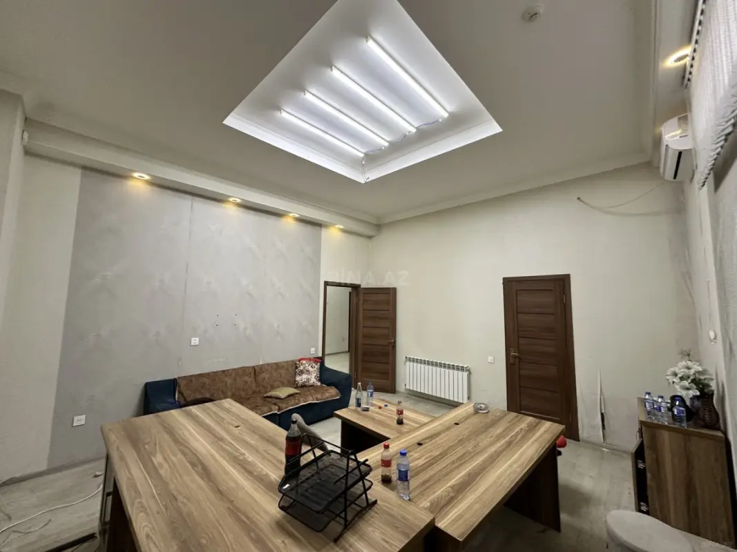 Satılır obyekt 138 m²
