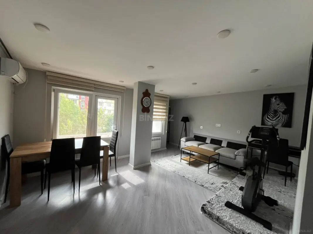 Satılır 2 otaqlı mənzil 58 m²