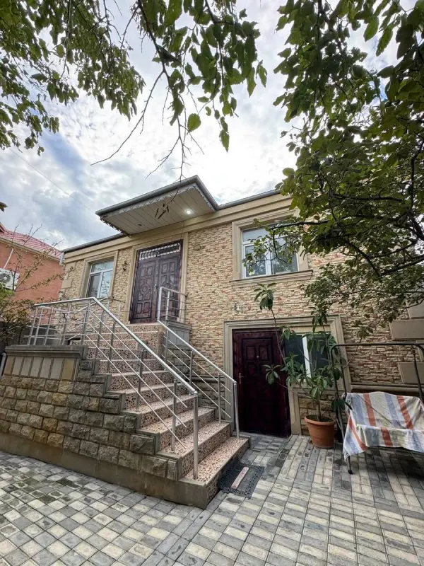 Satılır 4 otaqlı həyət evi 126 m²