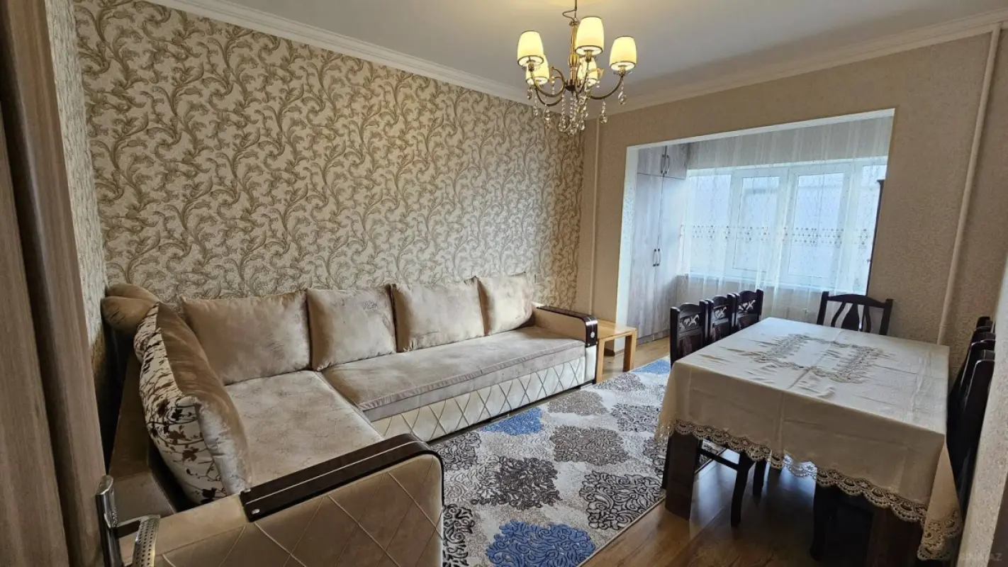 Satılır 4 otaqlı mənzil 90 m²