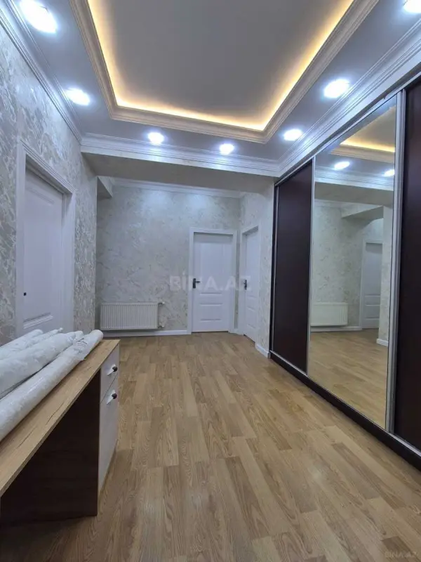 Satılır 3 otaqlı mənzil 88 m²