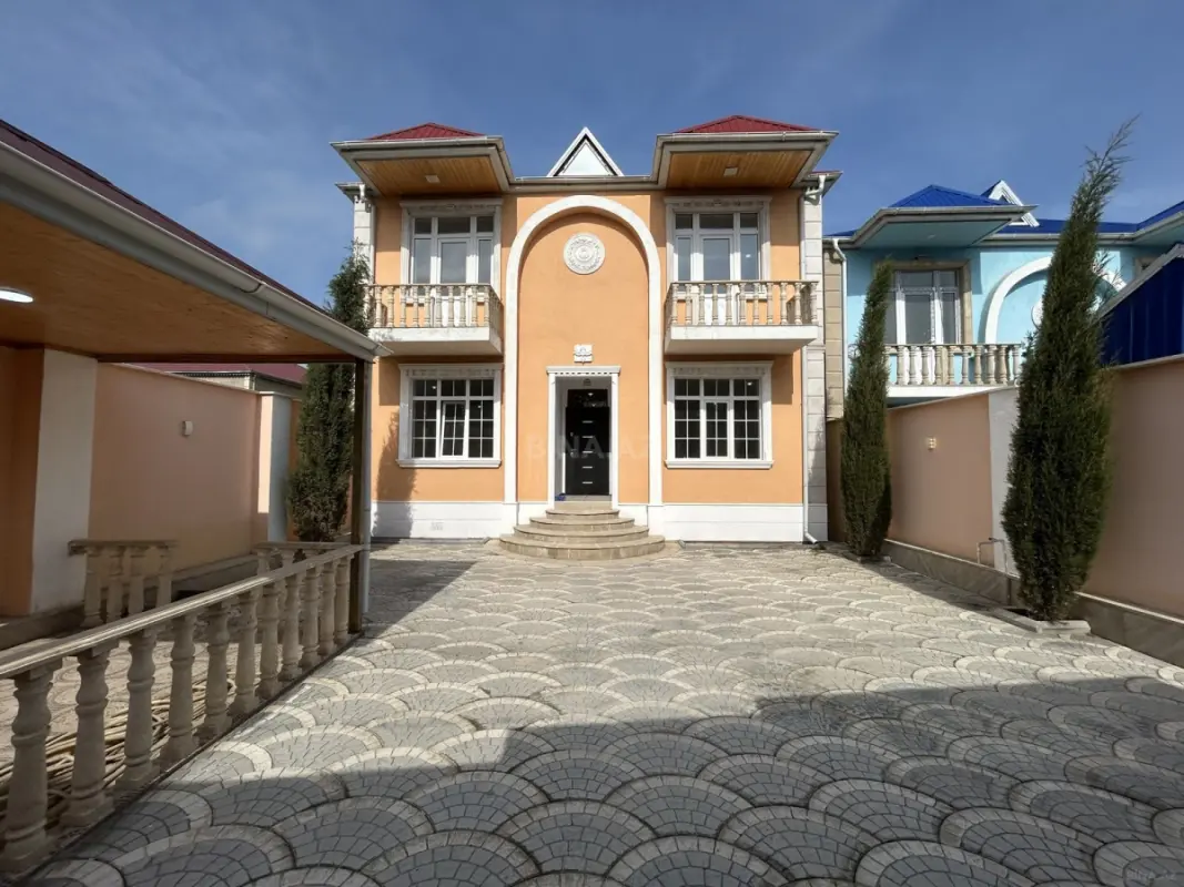 Satılır 6 otaqlı həyət evi 150 m²