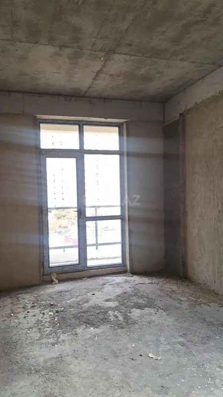 Satılır 2 otaqlı mənzil 80 m²