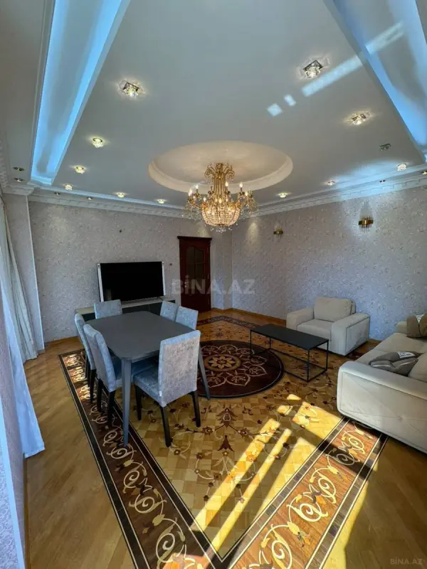 Kirayə verilir 3 otaqlı mənzil 100 m²