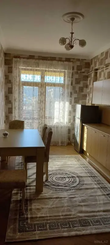 Kirayə verilir 1 otaqlı mənzil 75 m²