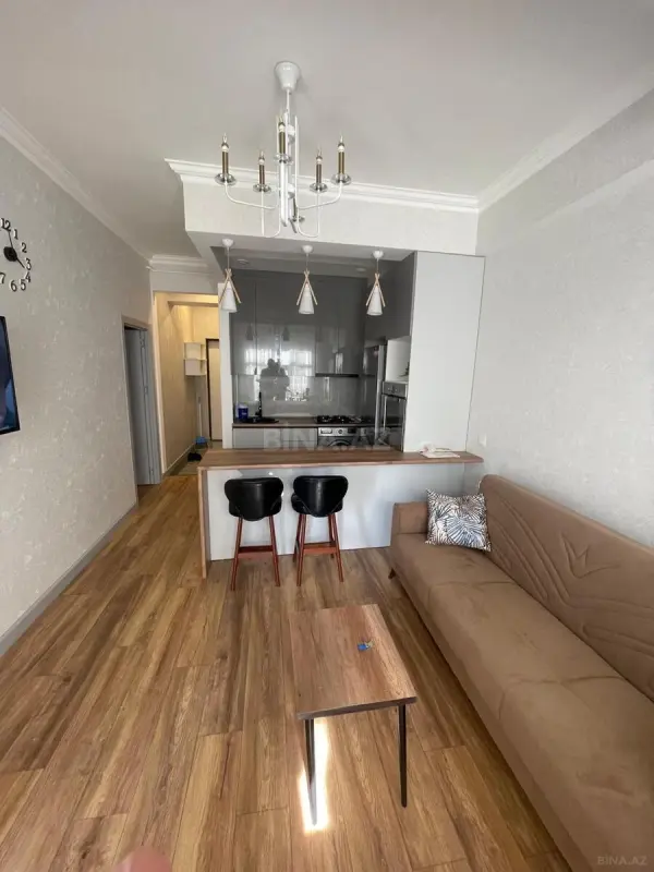 Kirayə verilir 2 otaqlı mənzil 55 m²
