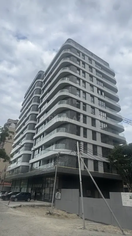 Satılır 1 otaqlı mənzil 46.4 m²