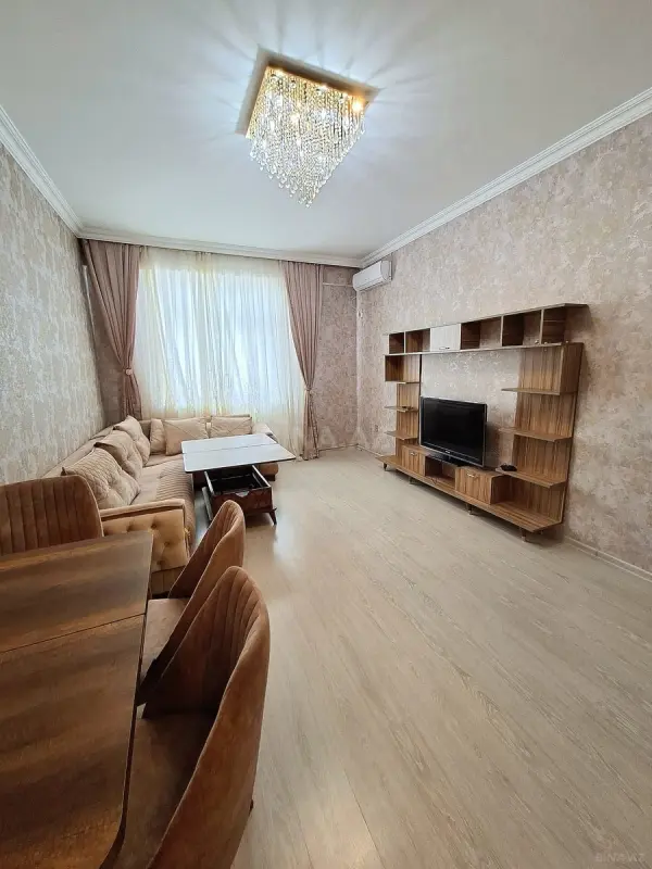 Satılır 2 otaqlı mənzil 61 m²