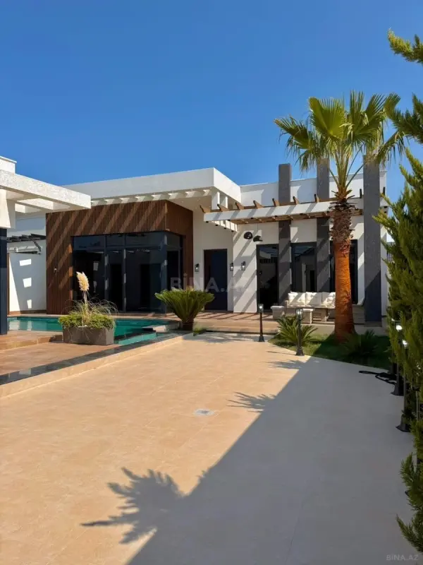 Satılır 5 otaqlı həyət evi 220 m²