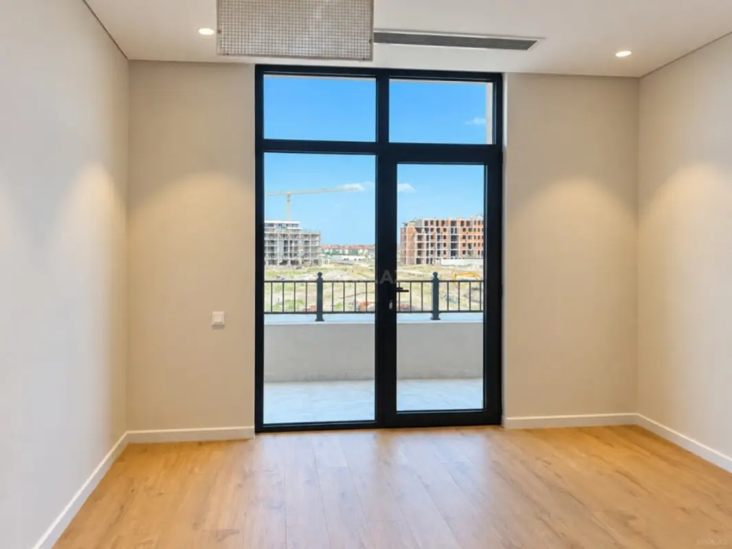 Satılır 2 otaqlı mənzil 73.2 m²