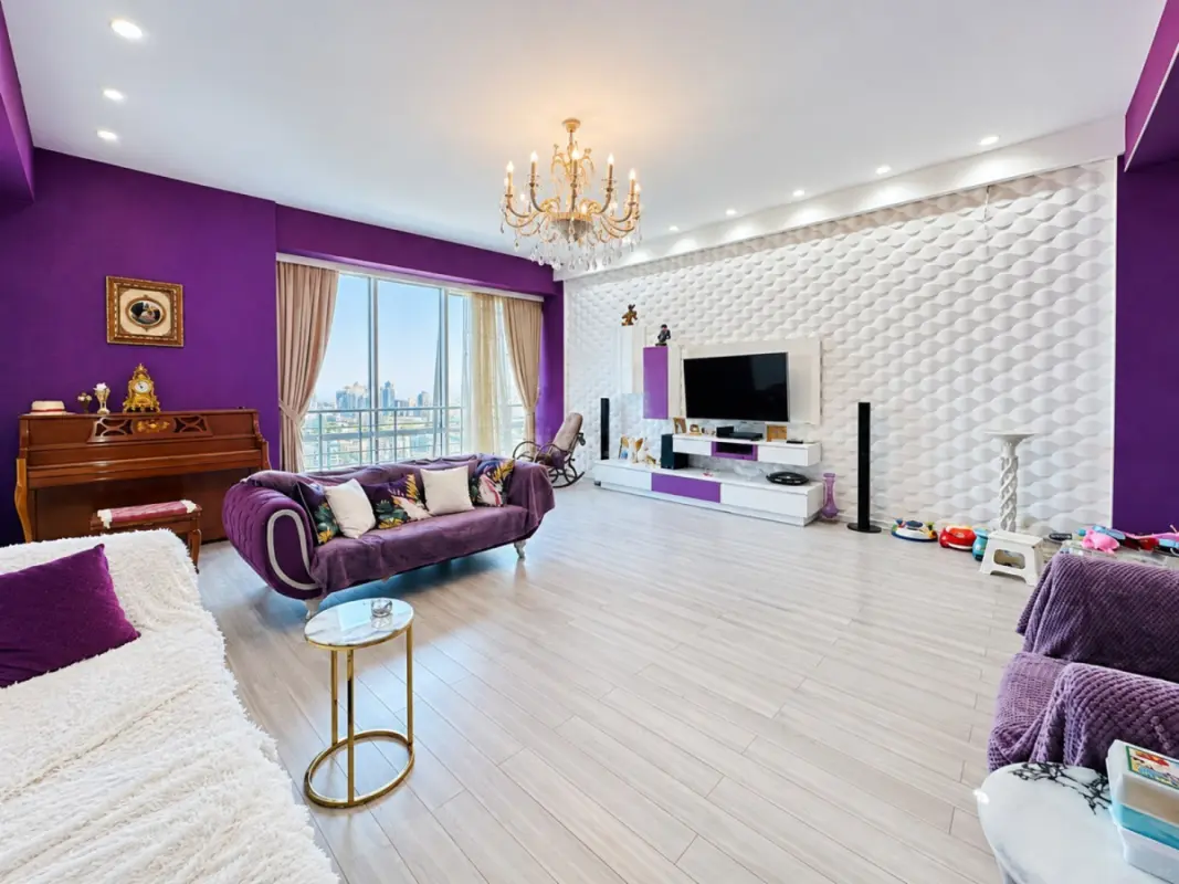 Kirayə verilir 4 otaqlı mənzil 220 m²