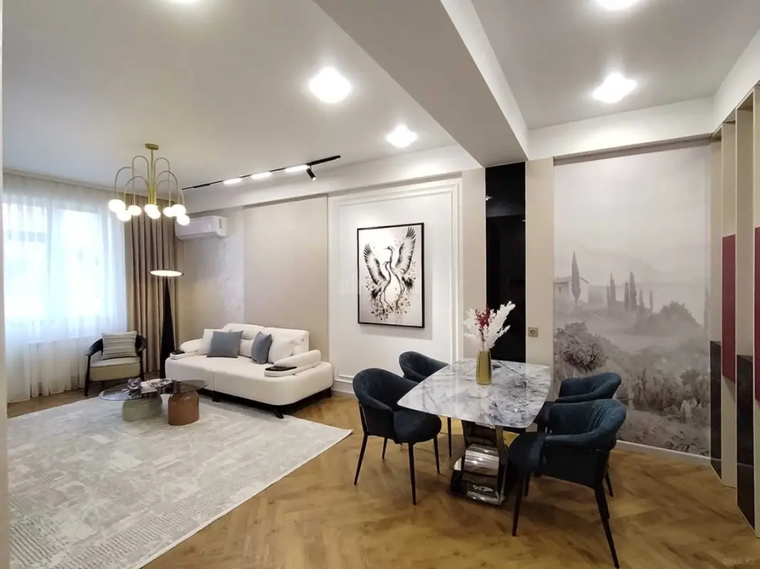 Satılır 3 otaqlı mənzil 97 m²