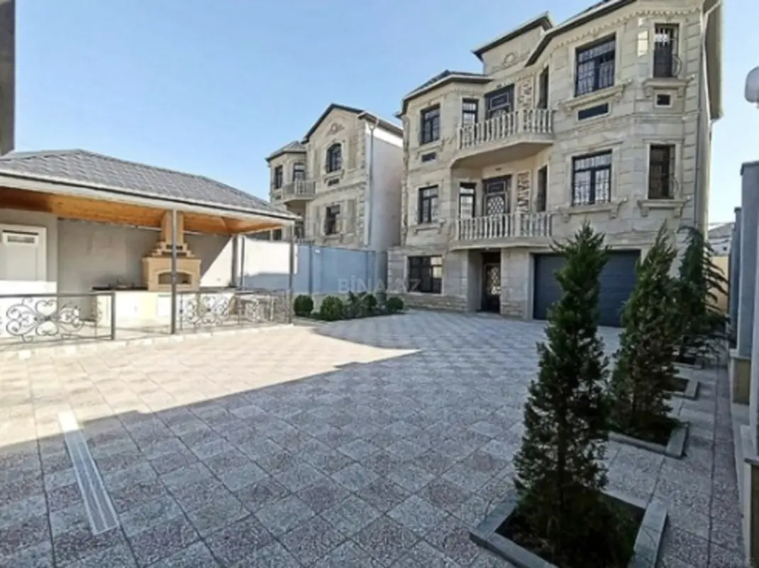 Satılır 6 otaqlı həyət evi 275 m²