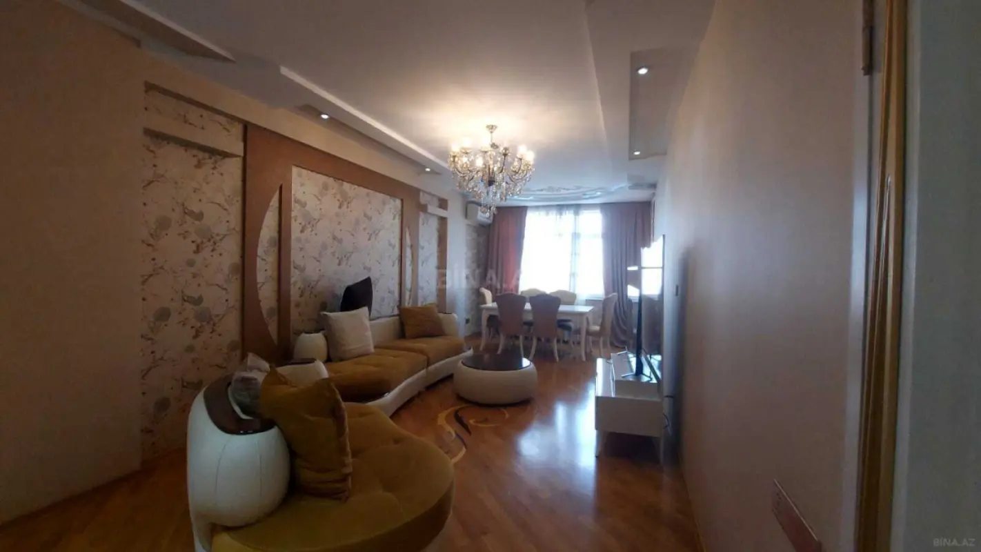 Kirayə verilir 3 otaqlı mənzil 115 m²