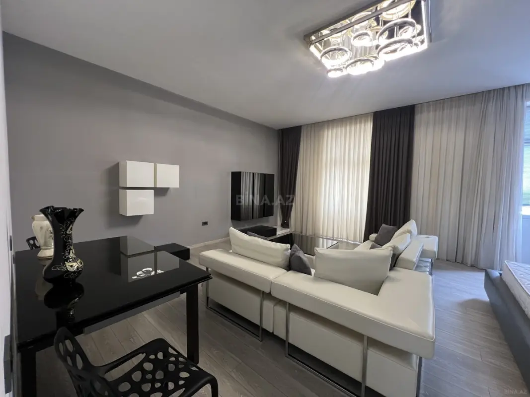 Kirayə verilir 1 otaqlı mənzil 70 m²