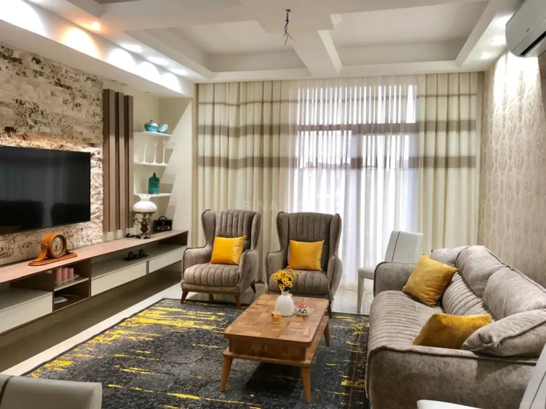 Kirayə verilir 3 otaqlı mənzil 100 m²