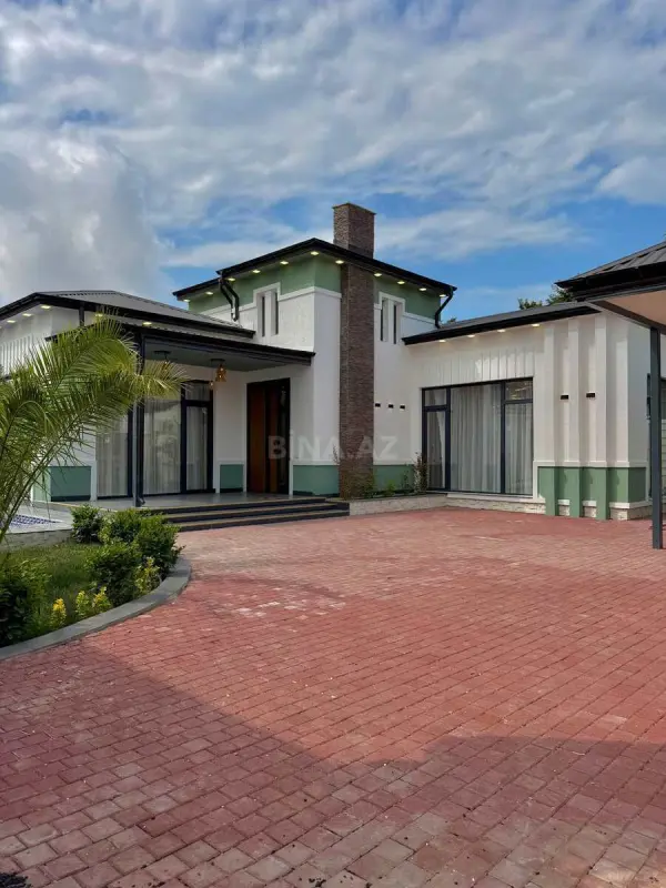 Satılır 4 otaqlı həyət evi 170 m²