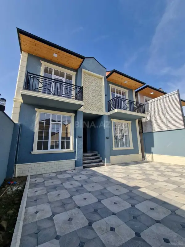 Satılır 5 otaqlı həyət evi 180 m²