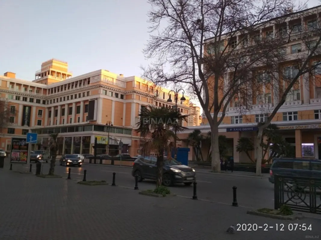 Satılır 2 otaqlı mənzil 56 m²