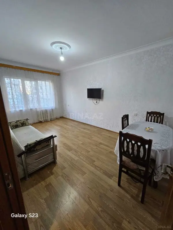 Kirayə verilir 2 otaqlı mənzil 57 m²