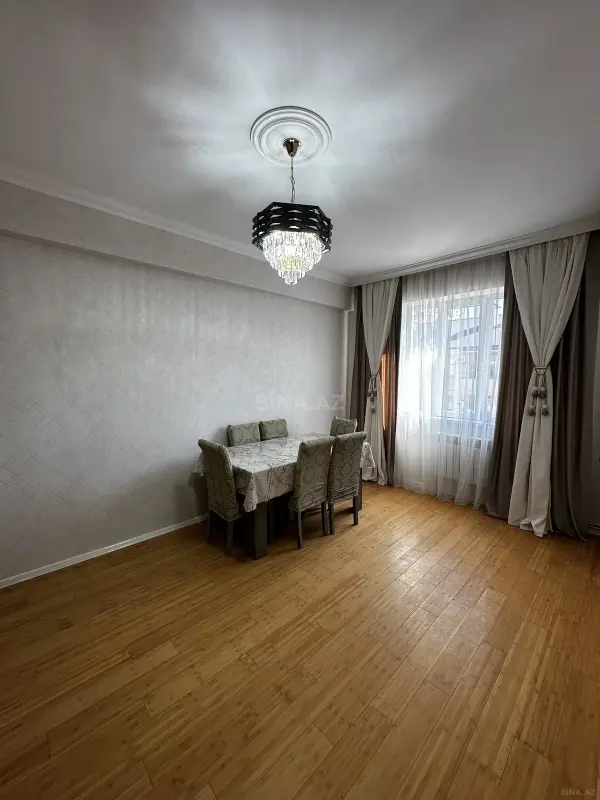 Satılır 2 otaqlı mənzil 62 m²