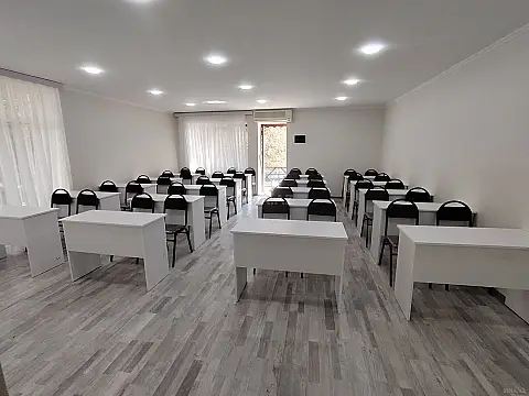 Kirayə verilir obyekt 80 m² — Bakı 80.00 m²