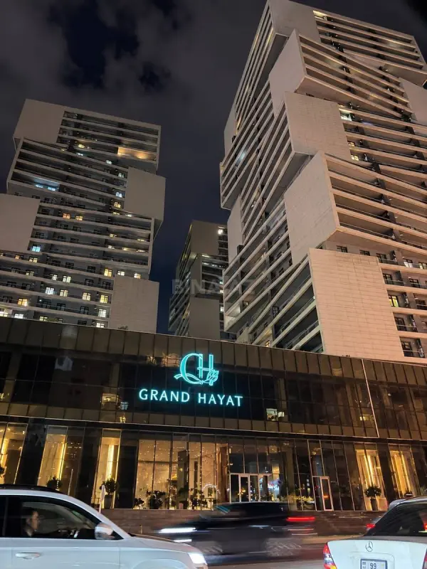 Satılır 3 otaqlı mənzil 148 m²