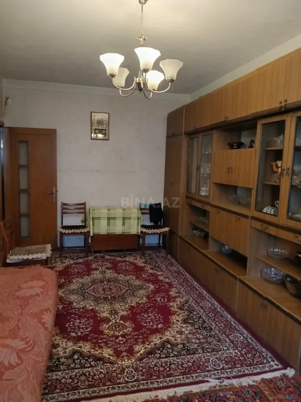 Satılır 2 otaqlı mənzil 70 m²