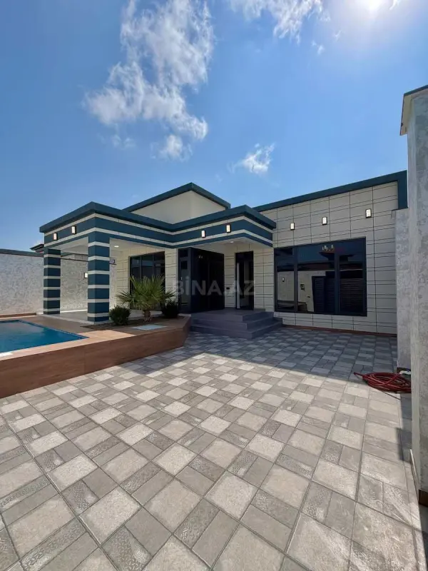 Satılır 4 otaqlı həyət evi 140 m²