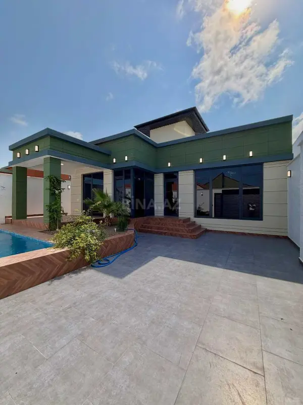 Satılır 4 otaqlı həyət evi 140 m²