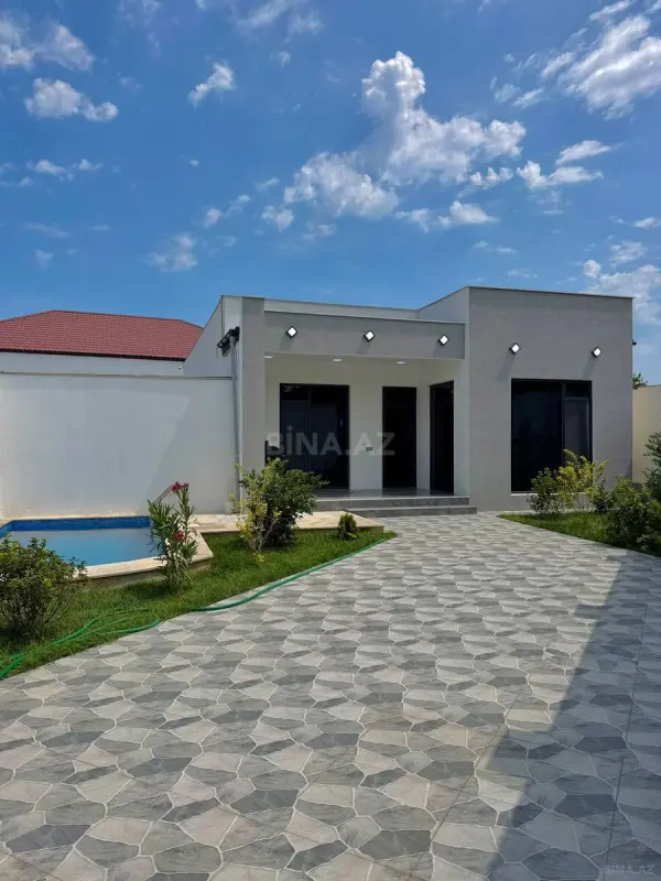 Satılır 4 otaqlı həyət evi 150 m²